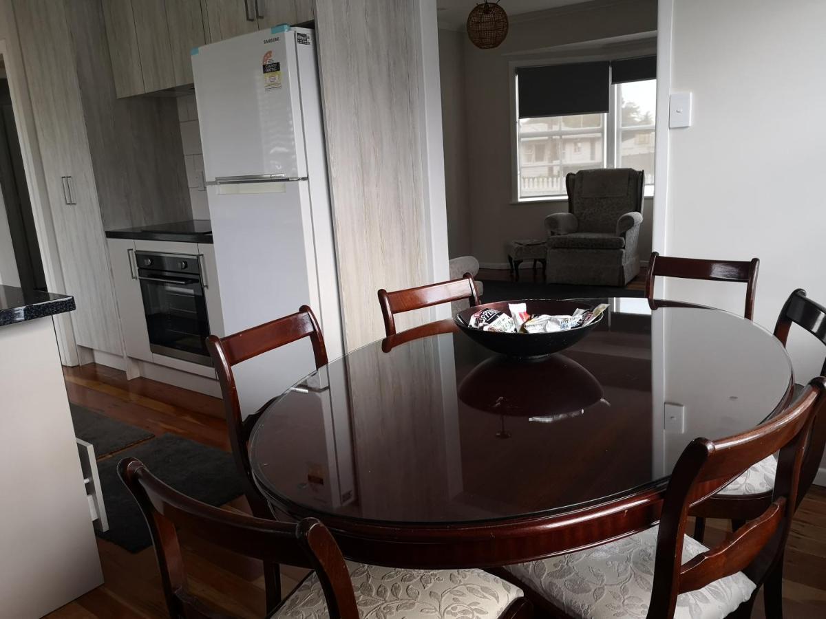 Cheerful 4 Bedroom Holiday home